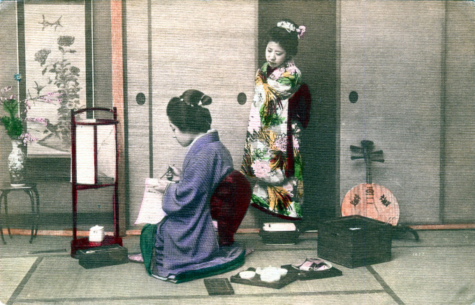 Geisha with yueqin, c. 1910.